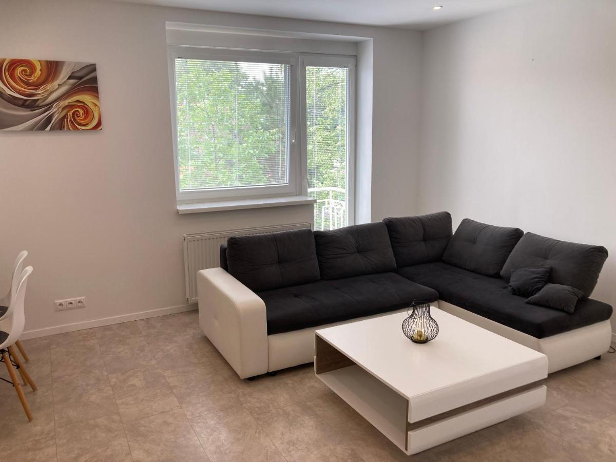 Apartman Duna 피에슈타니 외부 사진